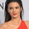Kendall Jenner ukázala svoje obnaženie !